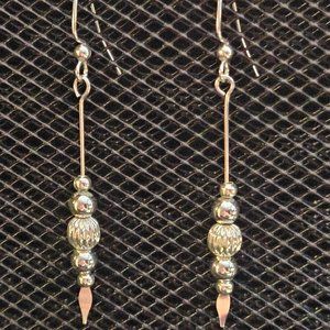 Silver pendulum earrings